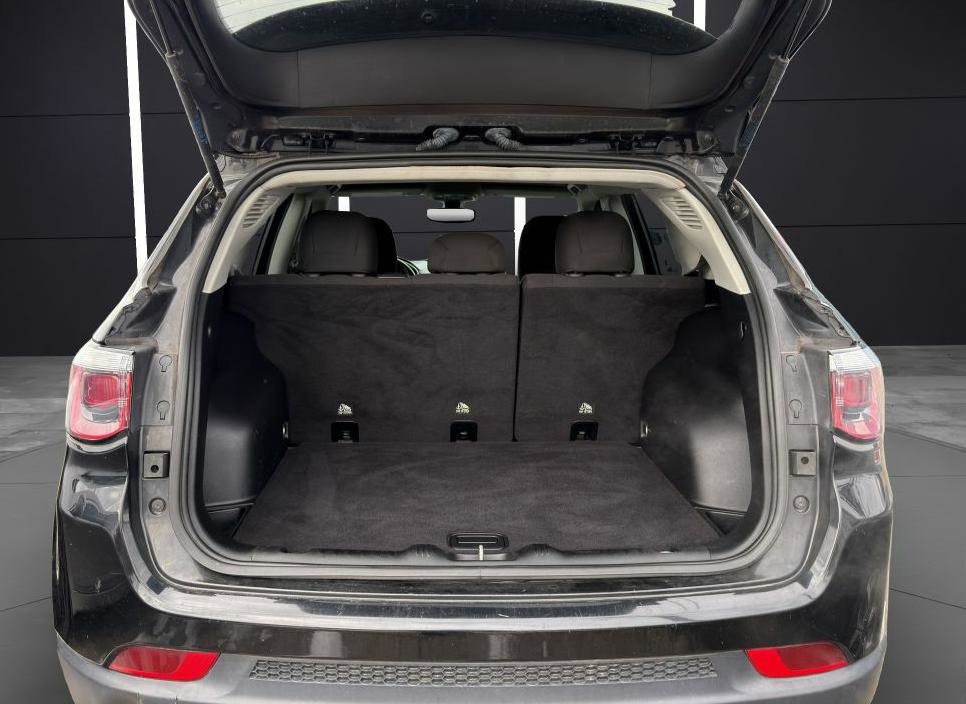 Used 2019 Jeep Compass Sport image 21