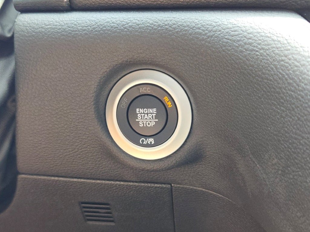 New 2026 Chrysler Pacifica Select image 31