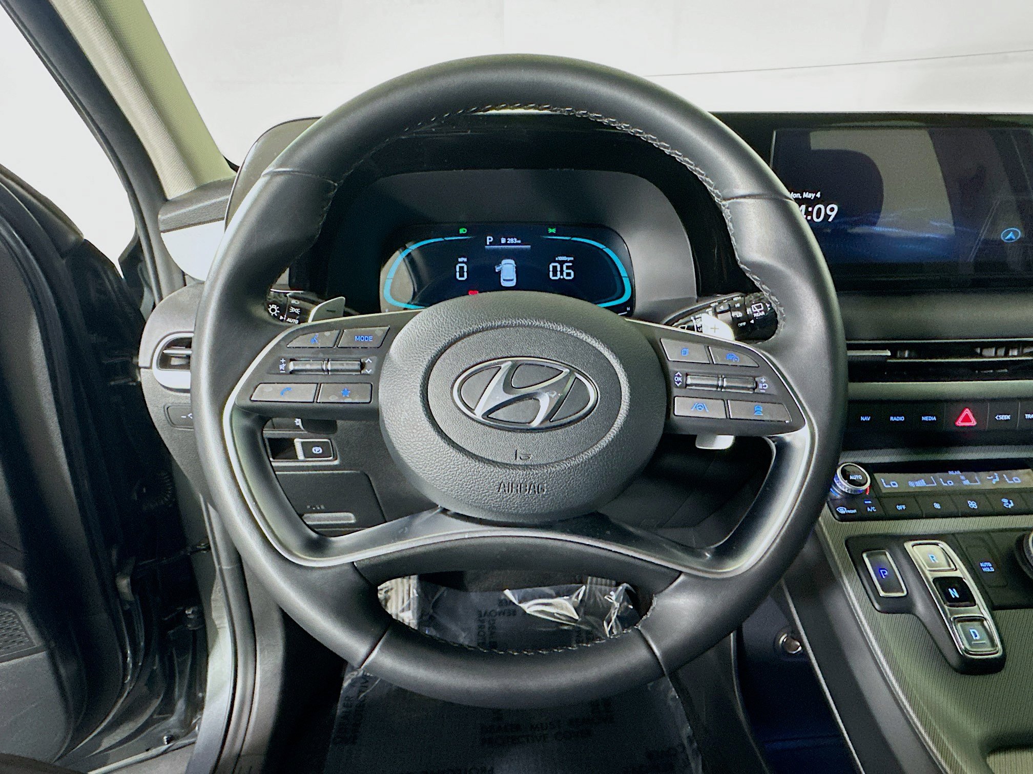Used 2024 Hyundai Palisade SEL AWD/4WD image 15