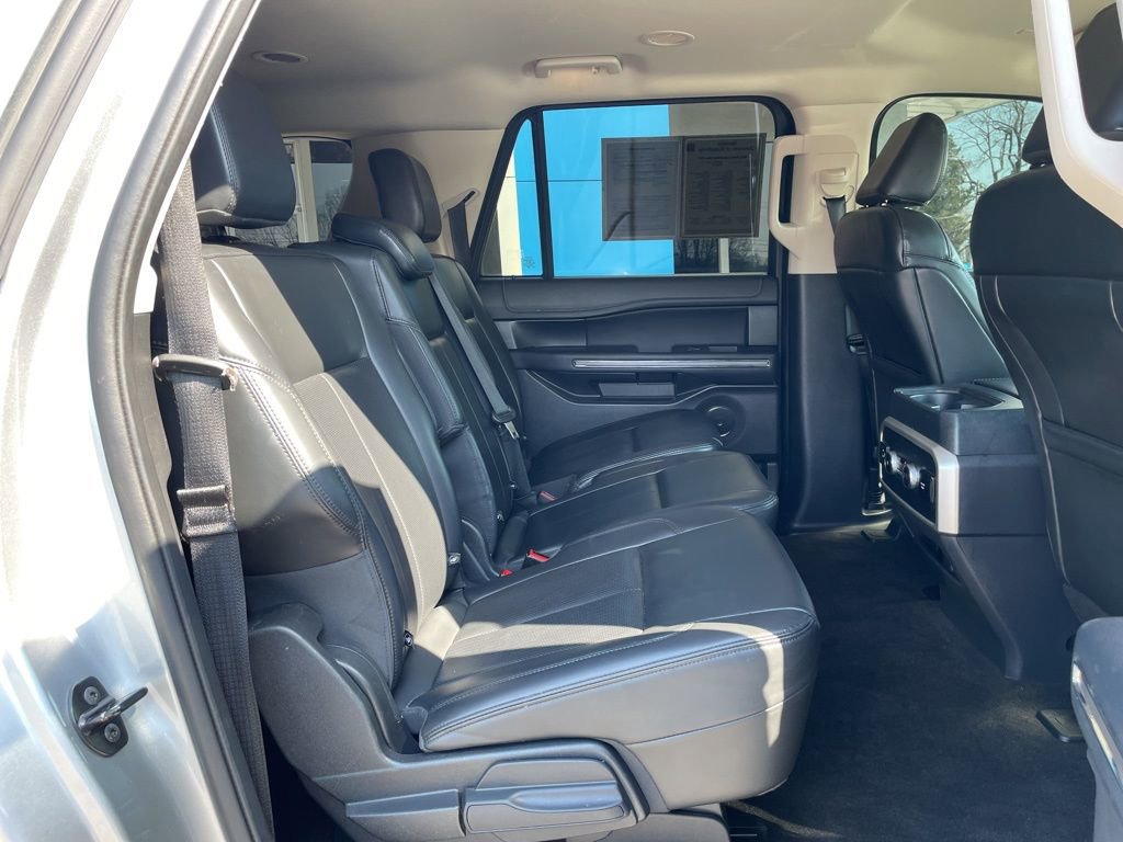 Used 2022 Ford Expedition Max XLT AWD/4WD image 32