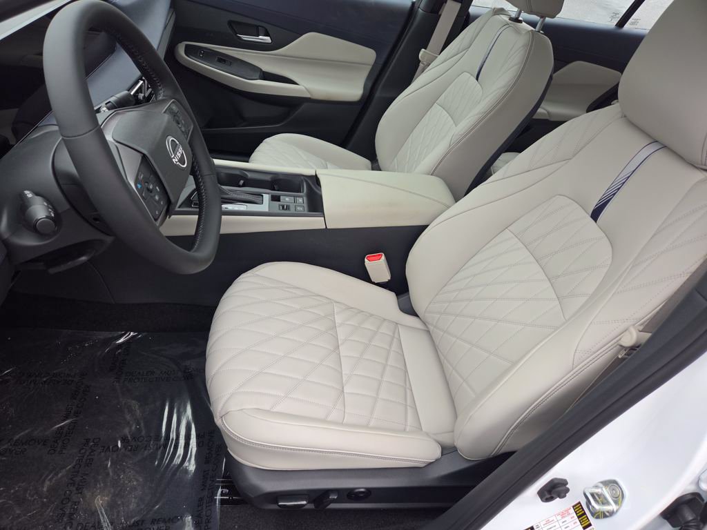 New 2026 Nissan Sentra SL w/ Floor Mat Package FWD image 33