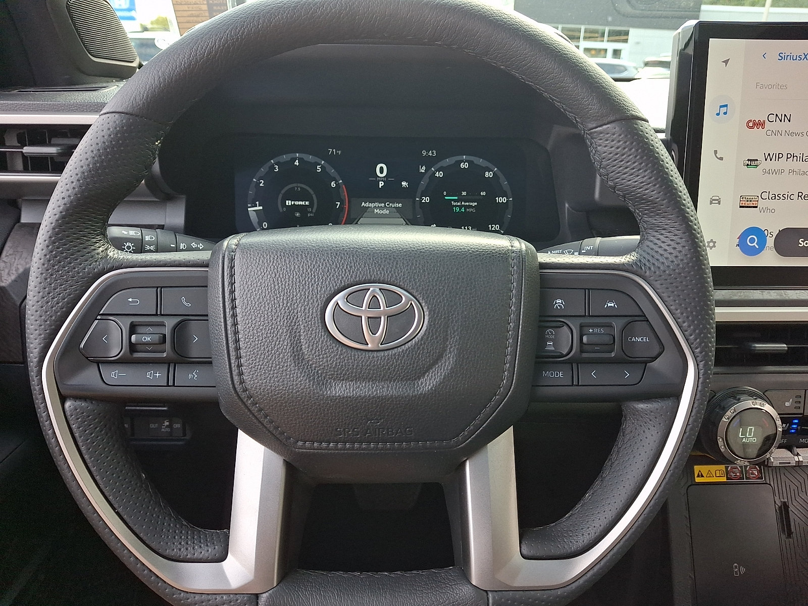 Used 2024 Toyota Tacoma Limited w/ Limited Package (LT) AWD/4WD image 18