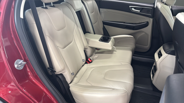 Used 2019 Ford Edge Titanium w/ Cold Weather Package AWD/4WD image 25