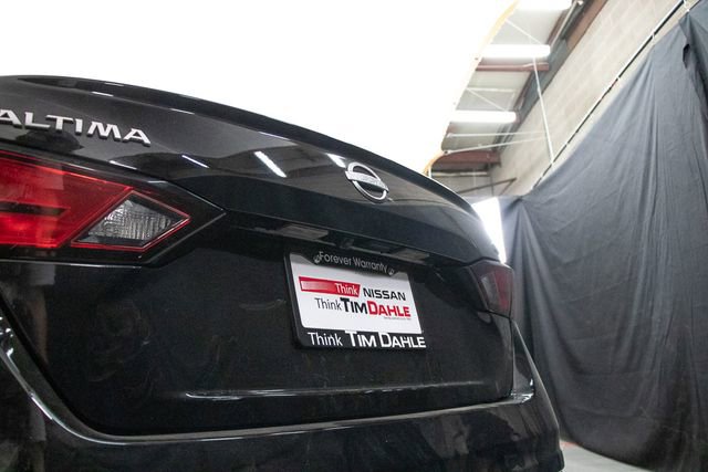 Used 2023 Nissan Altima 2.5 SV image 11