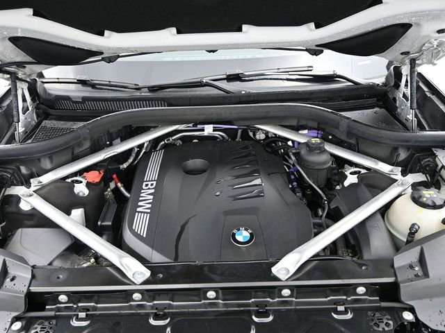 Used 2023 BMW X7 xDrive40i w/ Premium Package image 17