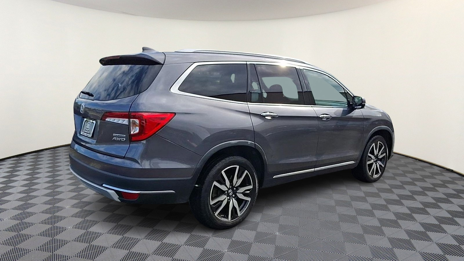 Used 2020 Honda Pilot Touring image 8