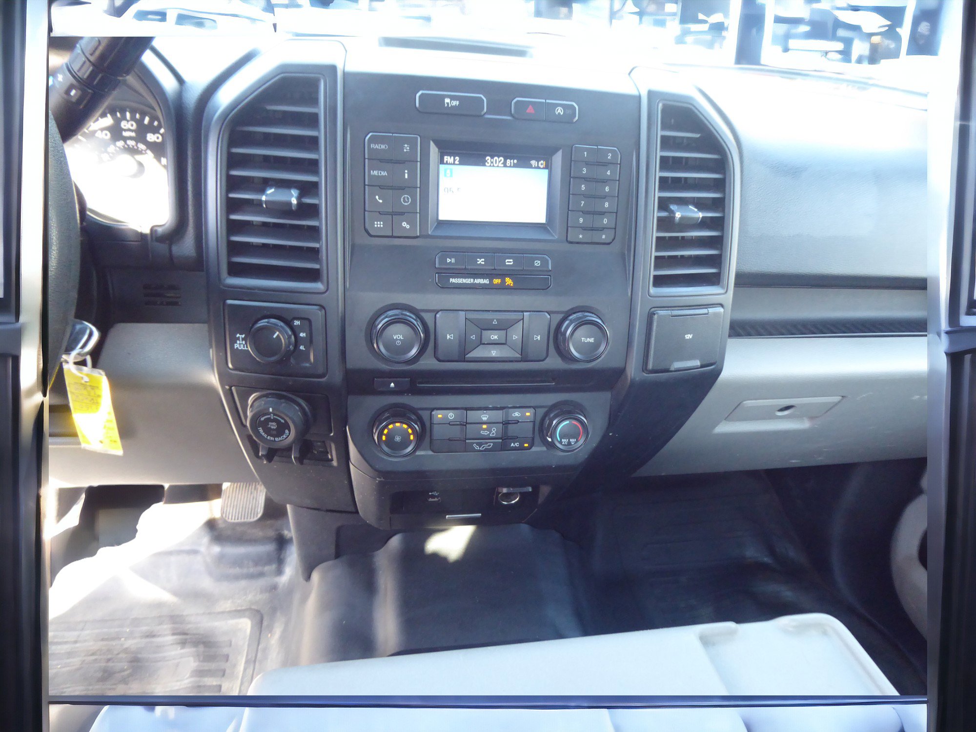 Used 2018 Ford F150 XL w/ Equipment Group 101A Mid image 13