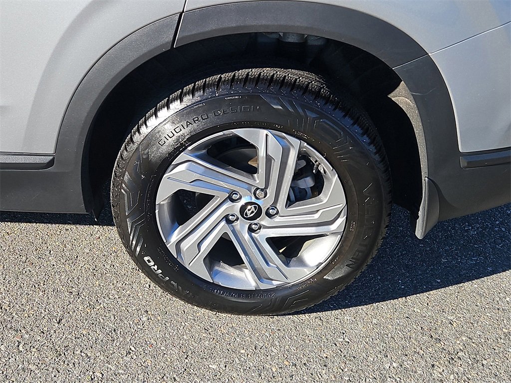 Used 2023 Hyundai Santa Fe SEL image 8