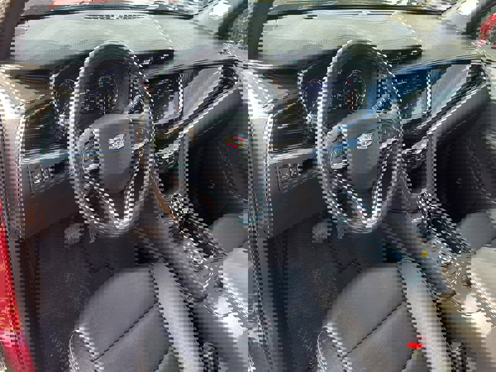 Used 2023 Cadillac XT6 Premium Luxury image 10