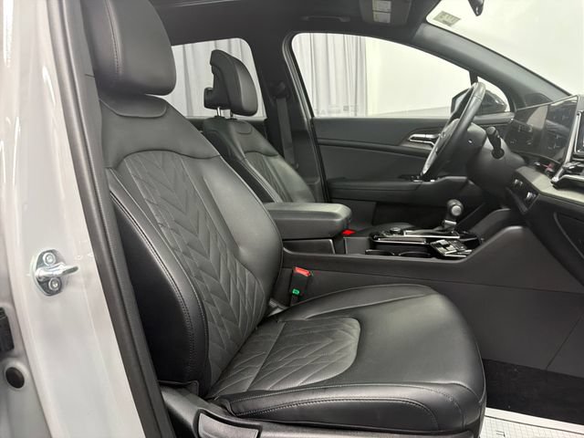 Certified 2025 Kia Sportage X-Line w/ Premium Package AWD/4WD image 18