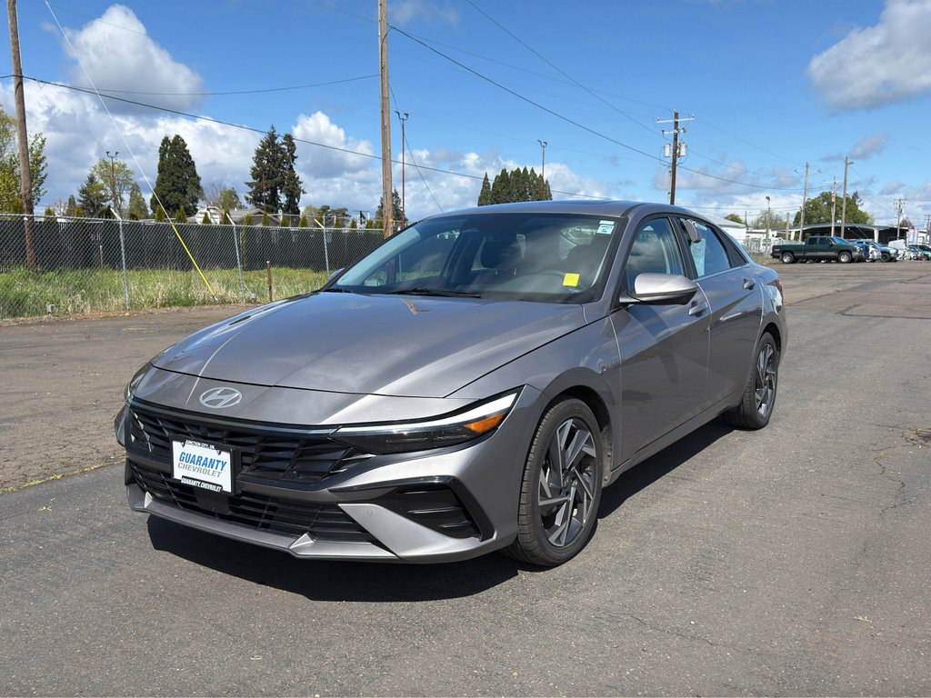 Used 2024 Hyundai Elantra Limited image 4