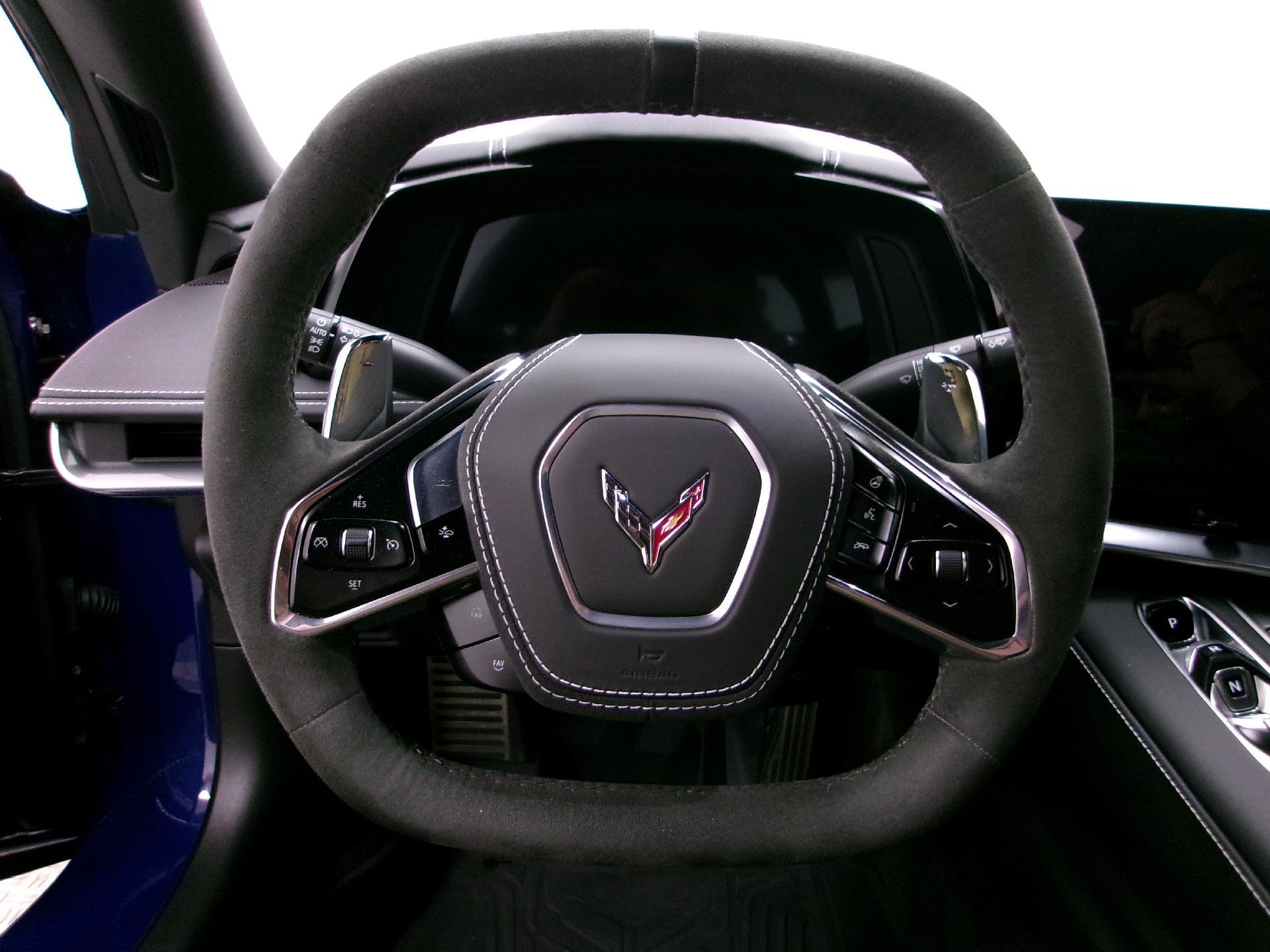 Used 2025 Chevrolet Corvette Stingray Preferred Cpe w/ Z51 Performance Package image 7