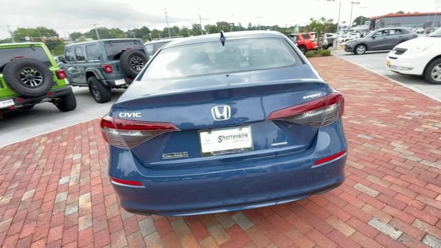 Certified 2025 Honda Civic Sport image 8