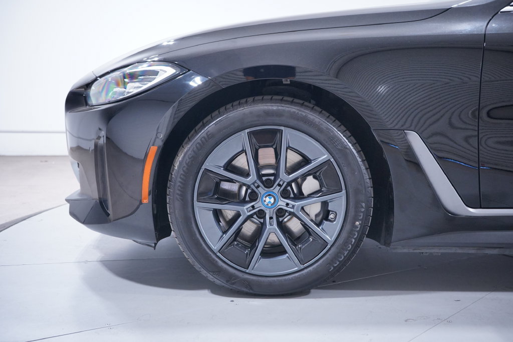 Used 2024 BMW i4 eDrive35 w/ Convenience Package RWD image 2