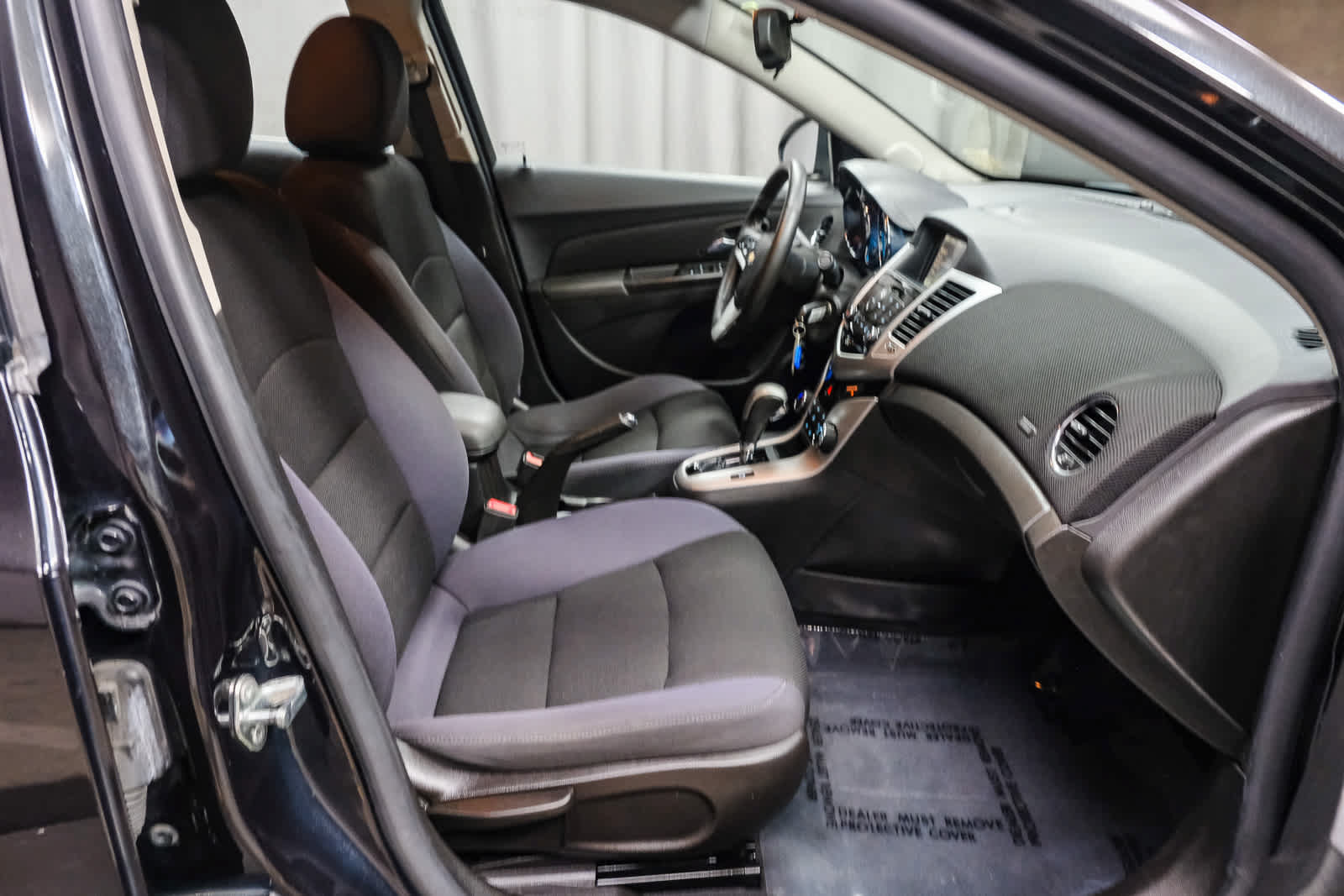Used 2014 Chevrolet Cruze LT w/ RS Package FWD image 22