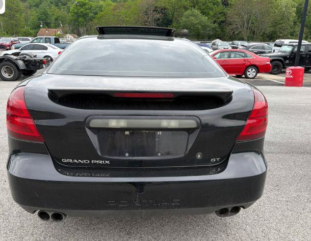Used 2004 Pontiac Grand Prix GT2 w/ Leather Trim Pkg FWD image 6