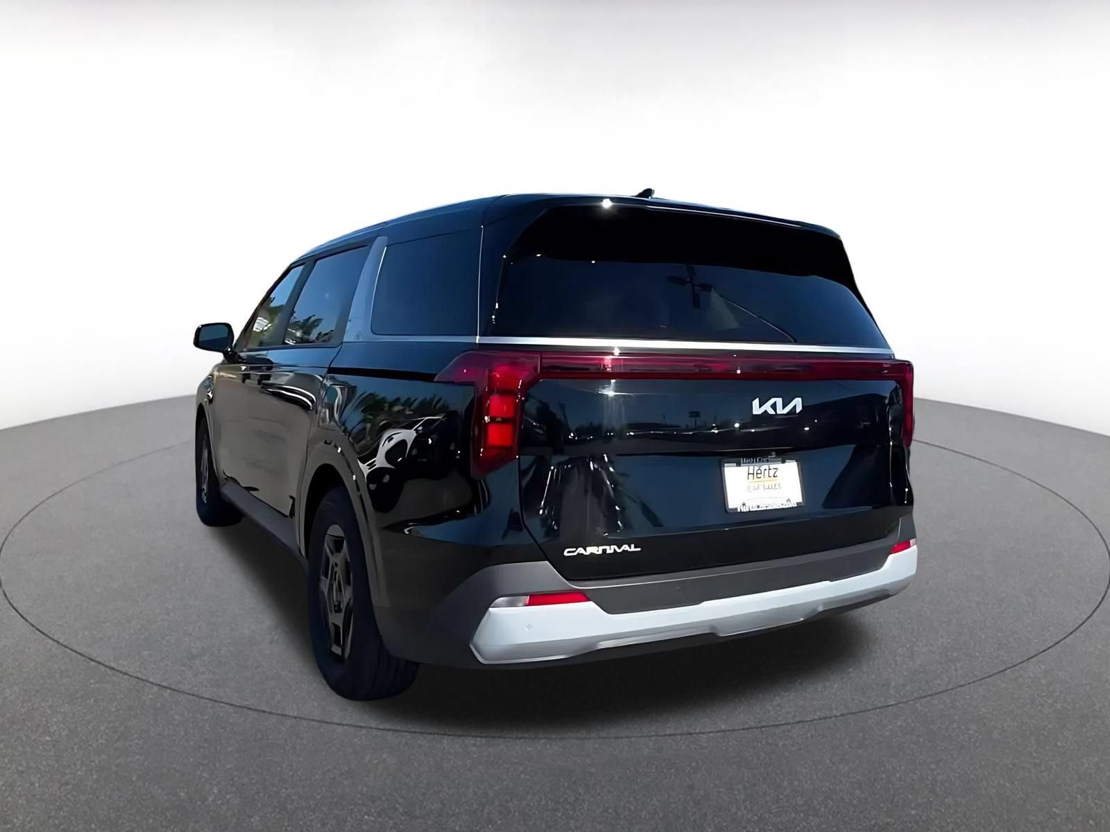 Used 2026 Kia Carnival FWD image 10