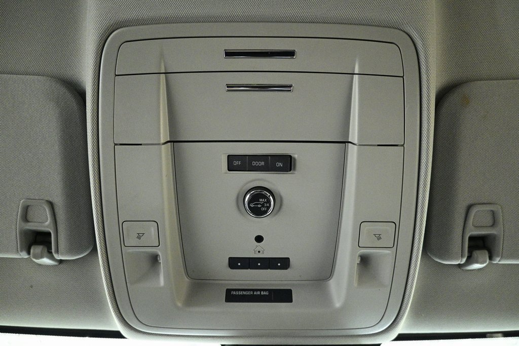 Used 2020 Chevrolet Tahoe LT image 18