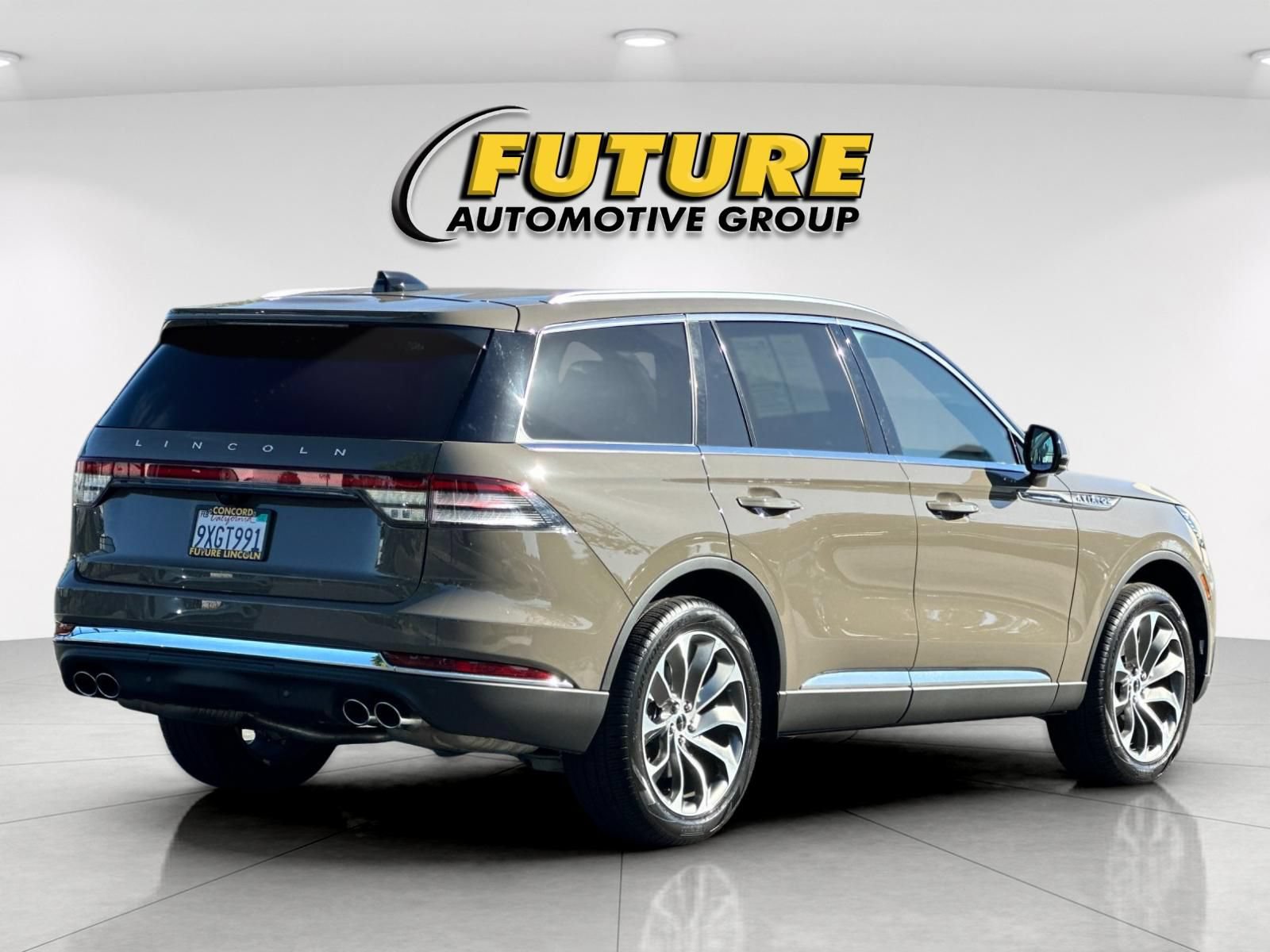 New 2026 Lincoln Aviator Reserve AWD/4WD image 3