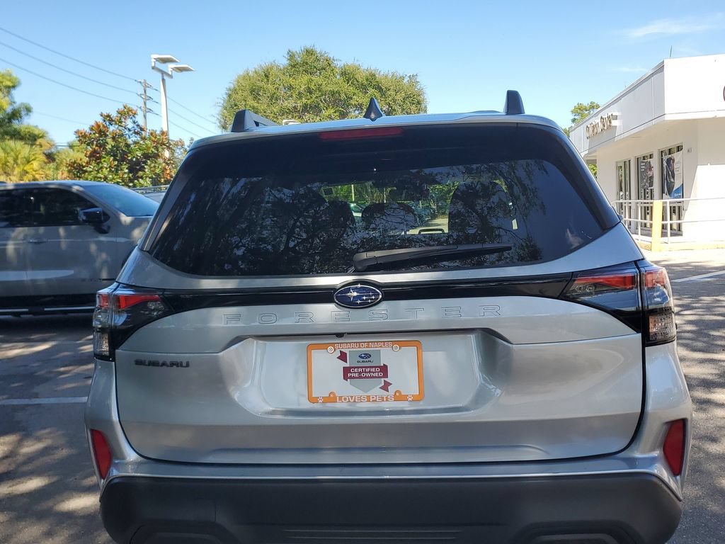 Used 2026 Subaru Forester Premium AWD/4WD image 13