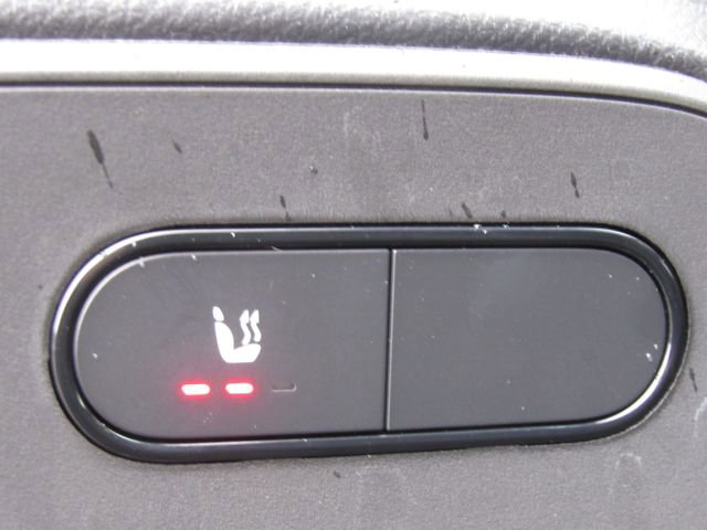 Used 2022 Mercedes-Benz Sprinter 144 Cargo image 13