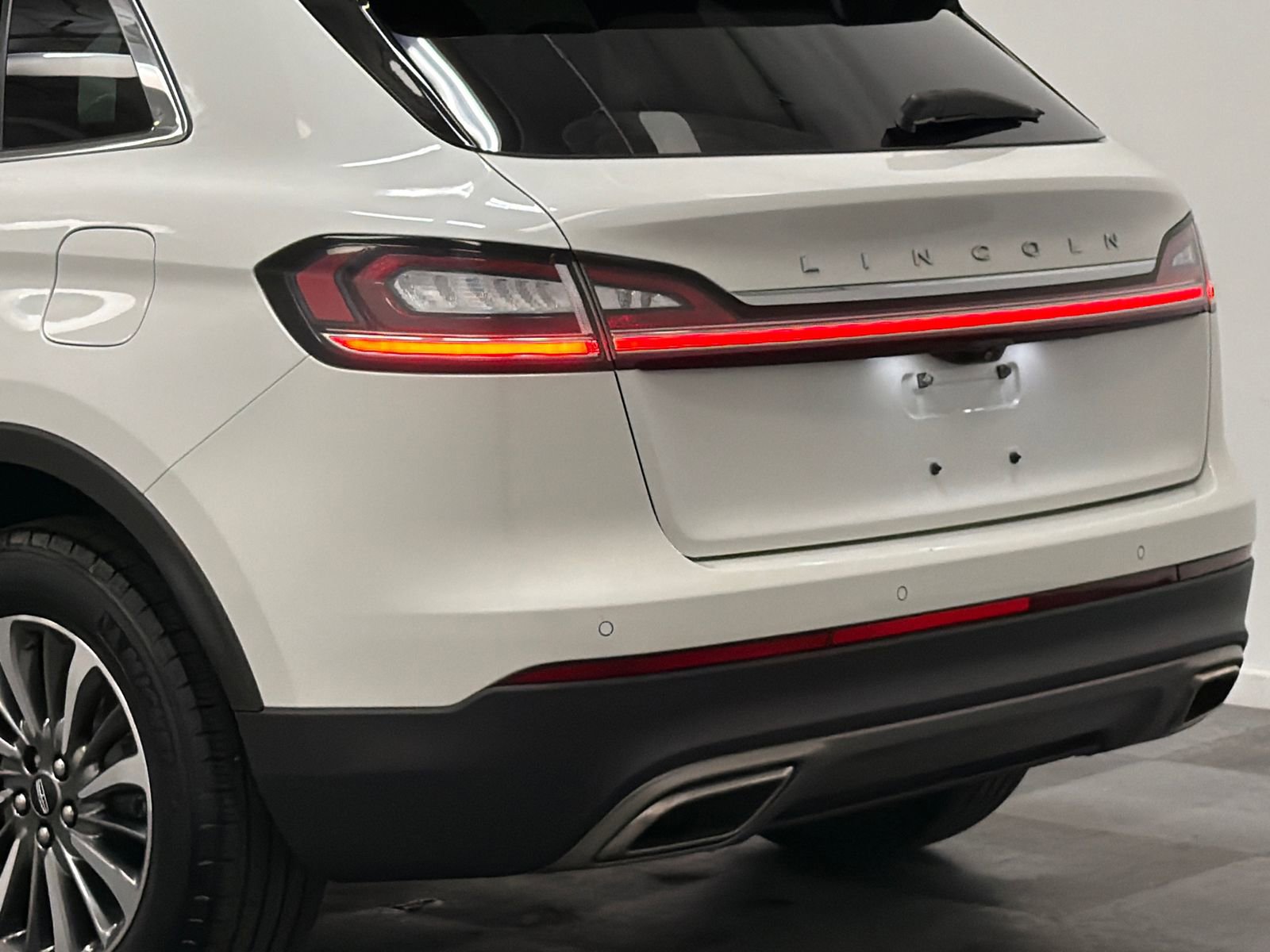 Used 2022 Lincoln Nautilus Reserve FWD image 7