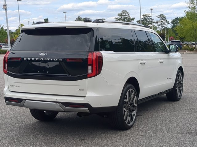 Certified 2025 Ford Expedition Max Platinum w/ Platinum Ultimate Package AWD/4WD image 4