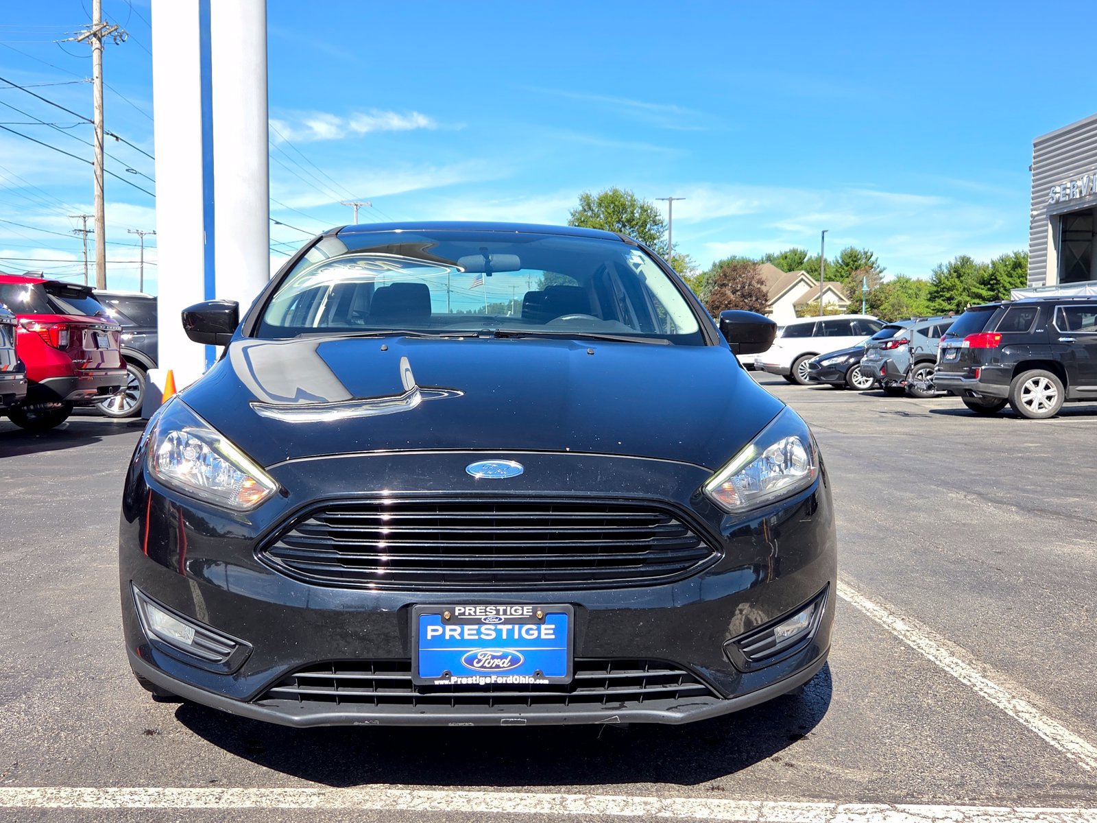 Used 2018 Ford Focus SE w/ SE Appearance Package FWD image 9