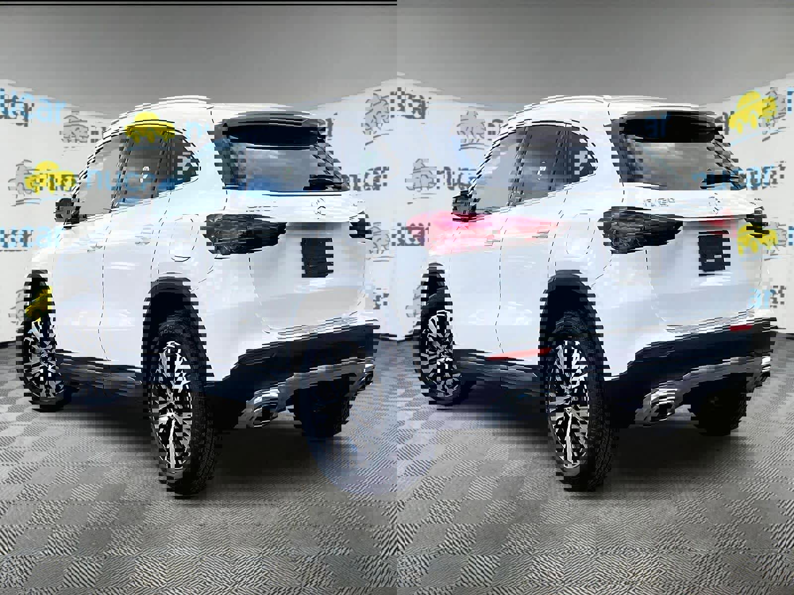 Used 2025 Mercedes-Benz GLA 250 4MATIC image 4