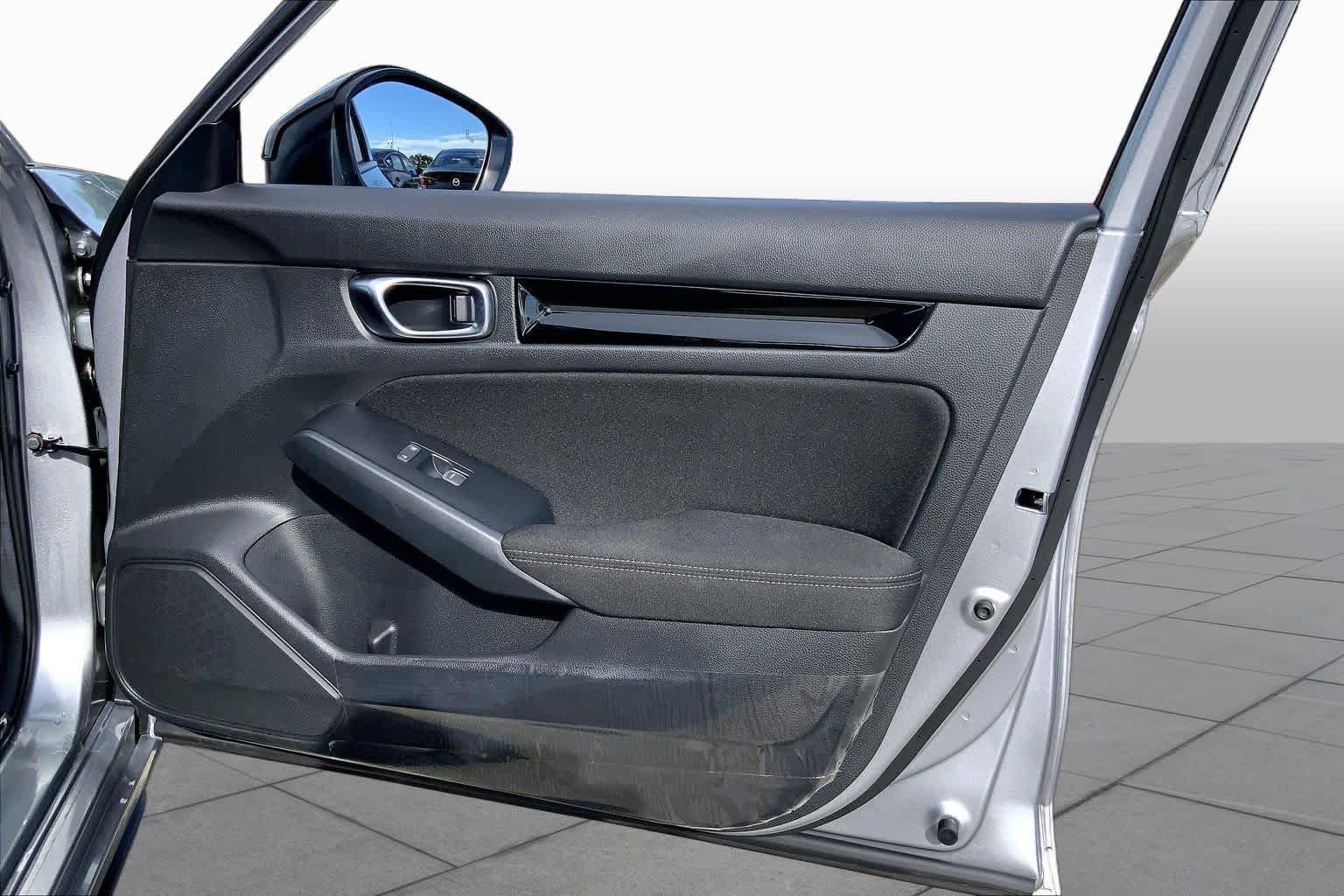 Used 2025 Honda Civic Sport image 23