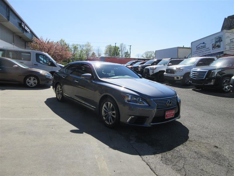 Used 2015 Lexus LS 460 AWD w/ Comfort Package image 9