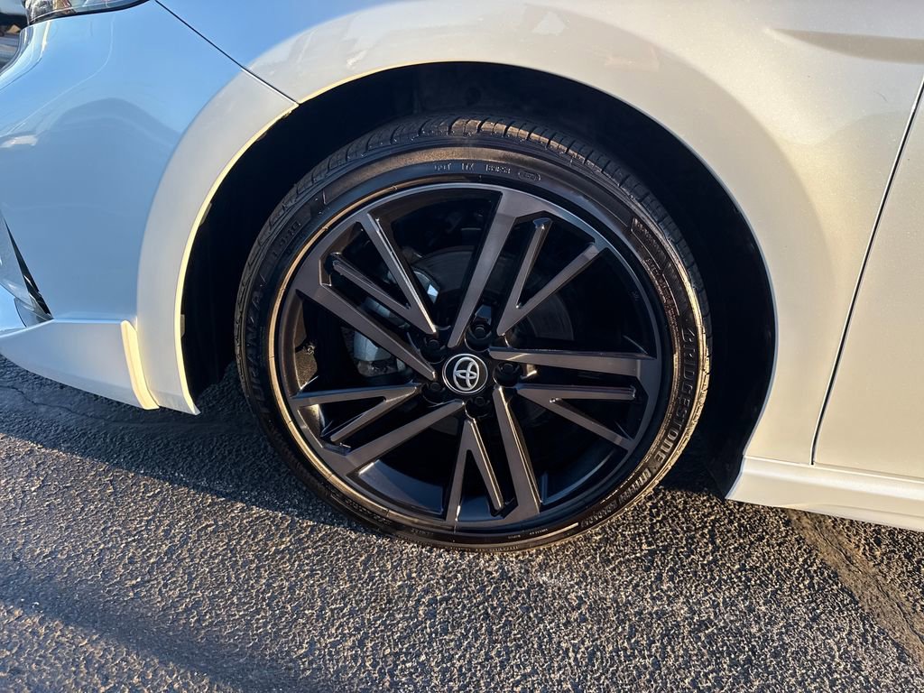 Used 2025 Toyota Camry XSE image 30