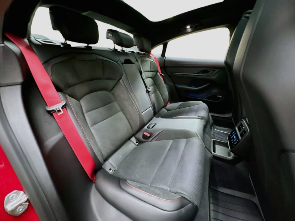 New 2026 Porsche Taycan GTS AWD/4WD image 29