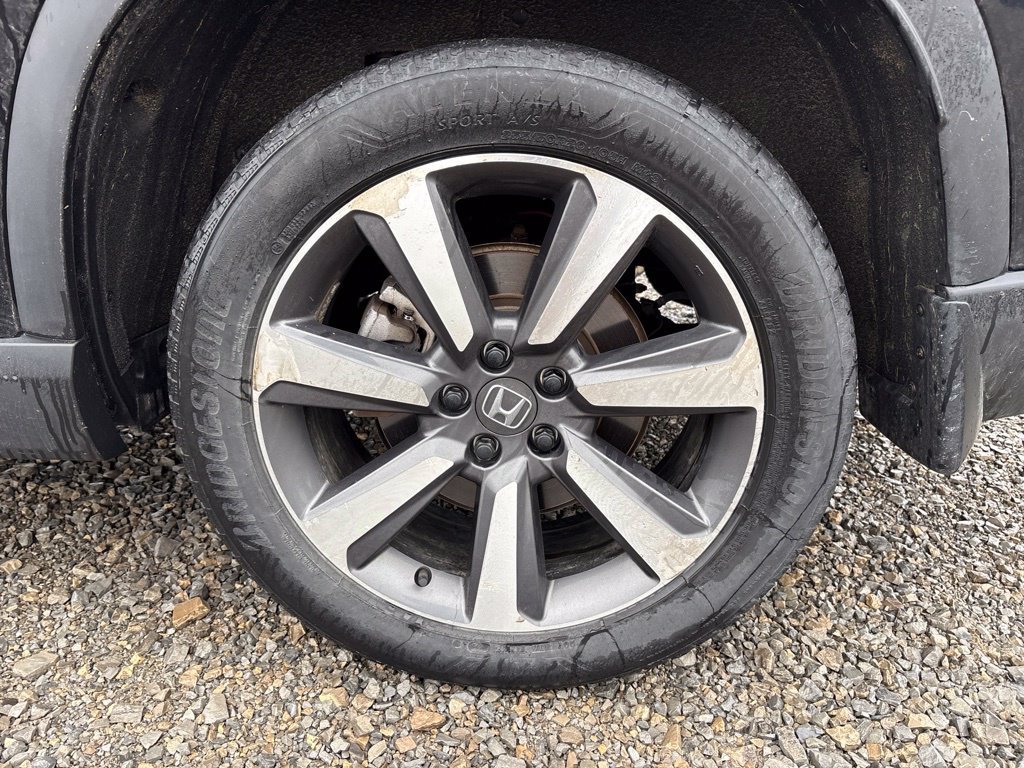 Used 2023 Honda Pilot Elite image 9