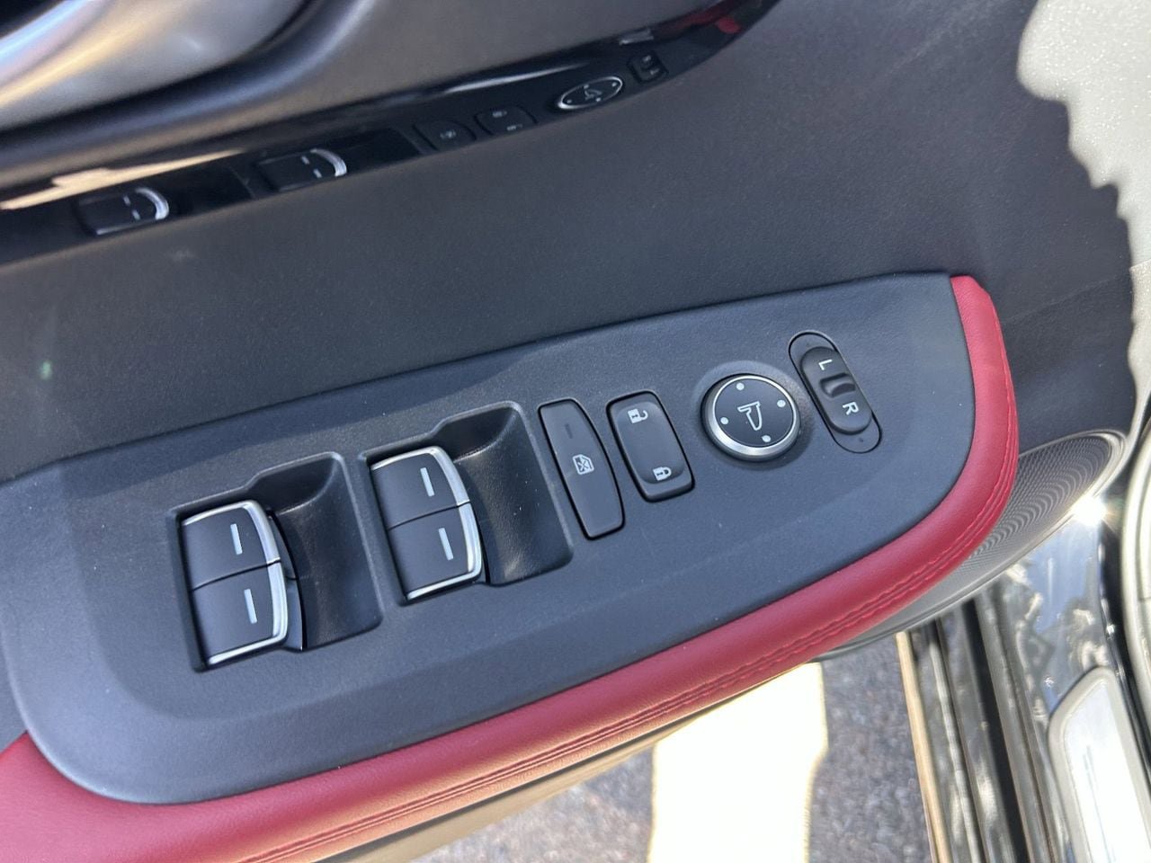 Certified 2025 Acura ADX A-Spec FWD image 31