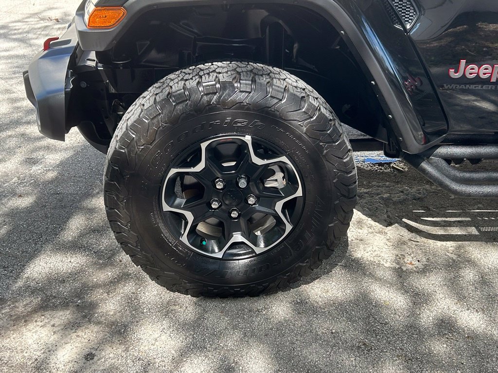 Used 2023 Jeep Wrangler Rubicon AWD/4WD image 29