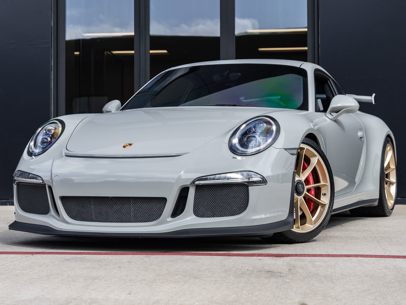 Used 2015 Porsche 911 GT3 RWD video 1