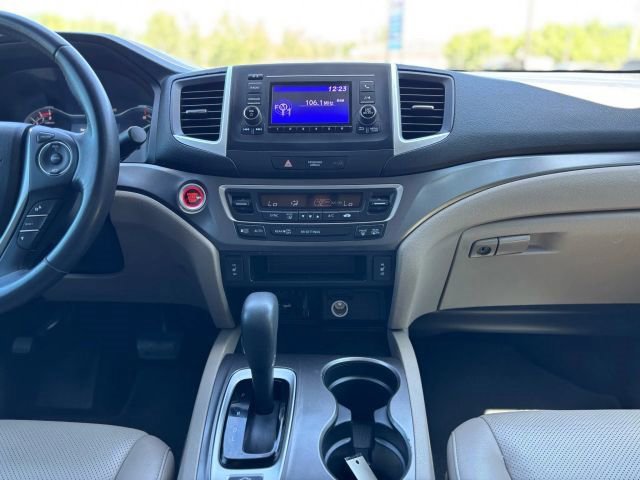 Used 2017 Honda Ridgeline RTL image 14