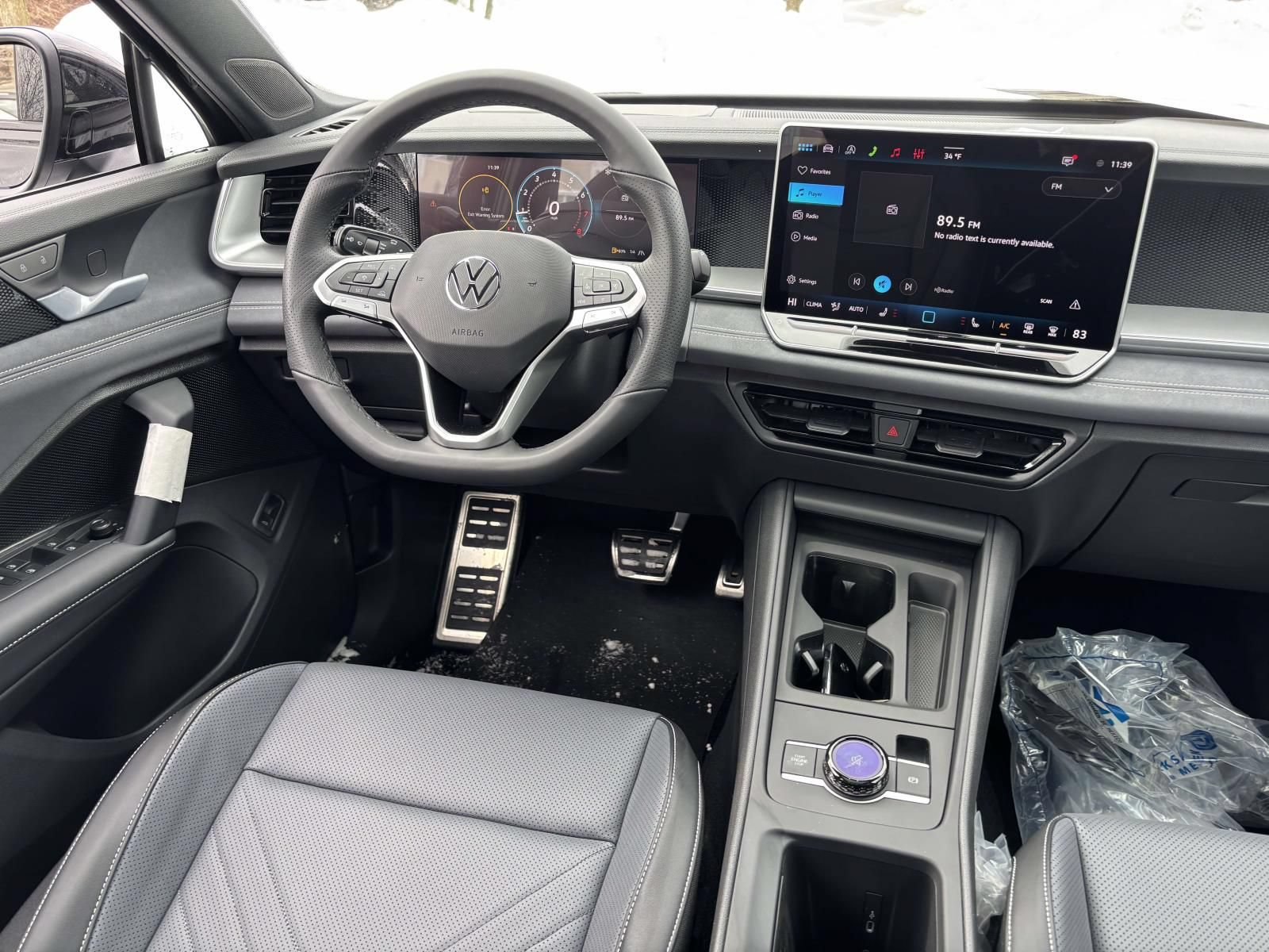 New 2026 Volkswagen Tiguan SE R-Line AWD/4WD image 30