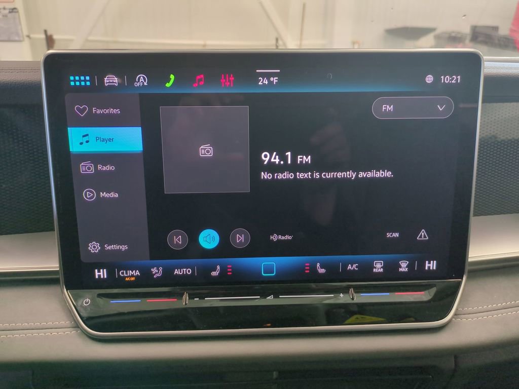 New 2026 Volkswagen Tiguan SE image 22