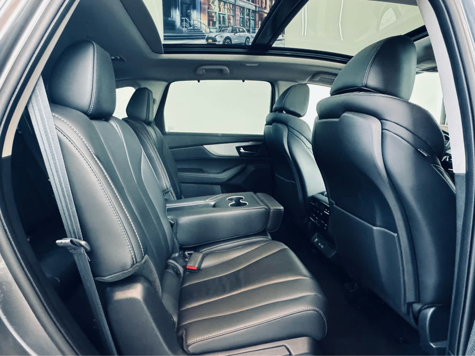 Used 2024 Acura MDX SH-AWD w/ Technology Package image 19