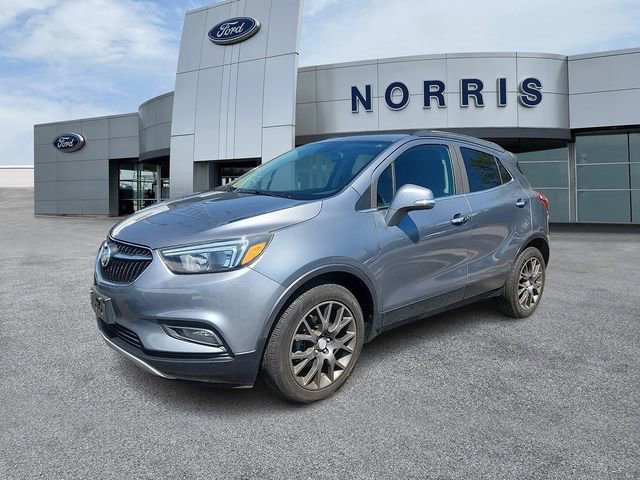 Used 2019 Buick Encore Sport Touring FWD image 2