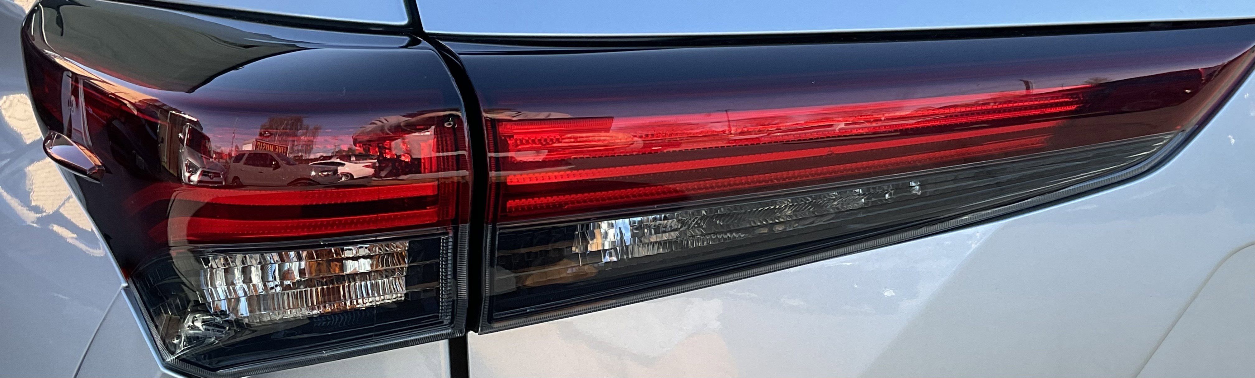 Used 2024 Toyota Highlander Platinum image 11