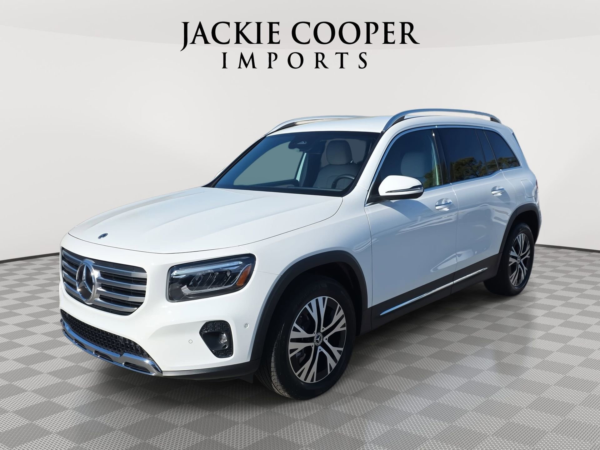 Certified 2025 Mercedes-Benz GLB 250 image 1