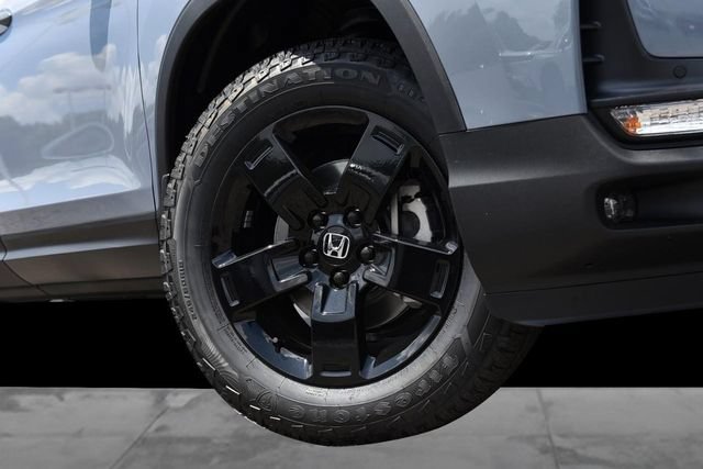 New 2026 Honda Ridgeline Black Edition image 3
