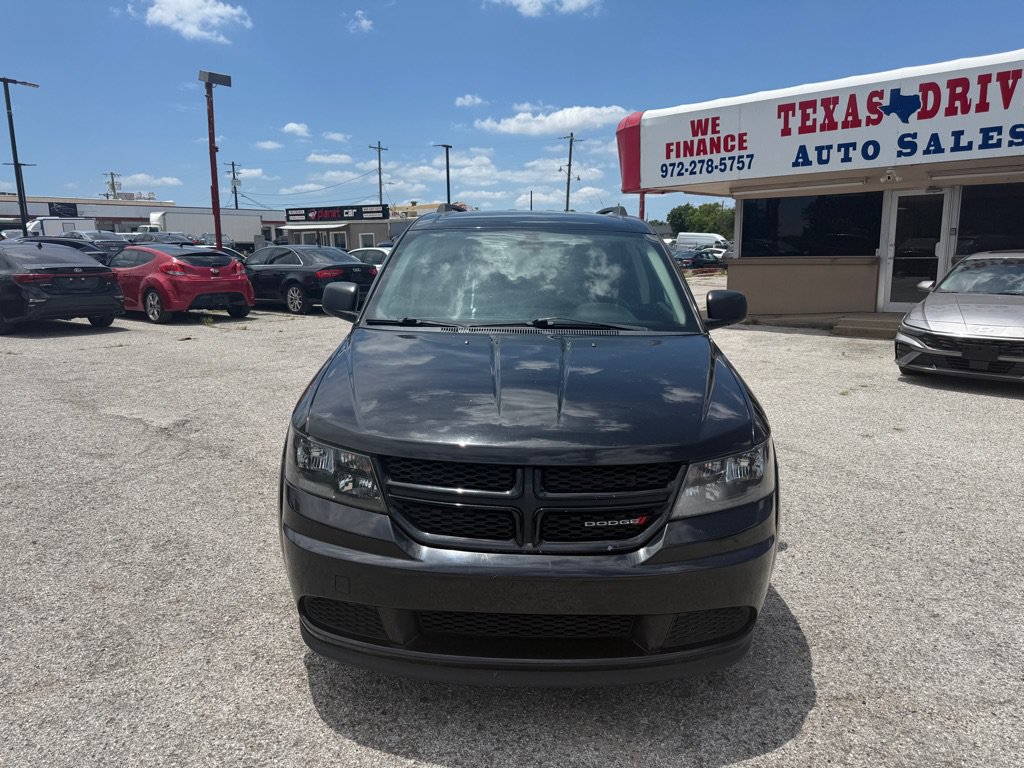 Used 2018 Dodge Journey SE w/ Popular Equipment Group FWD image 2