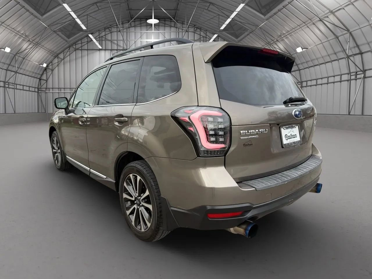 Used 2017 Subaru Forester 2.0XT Touring image 8