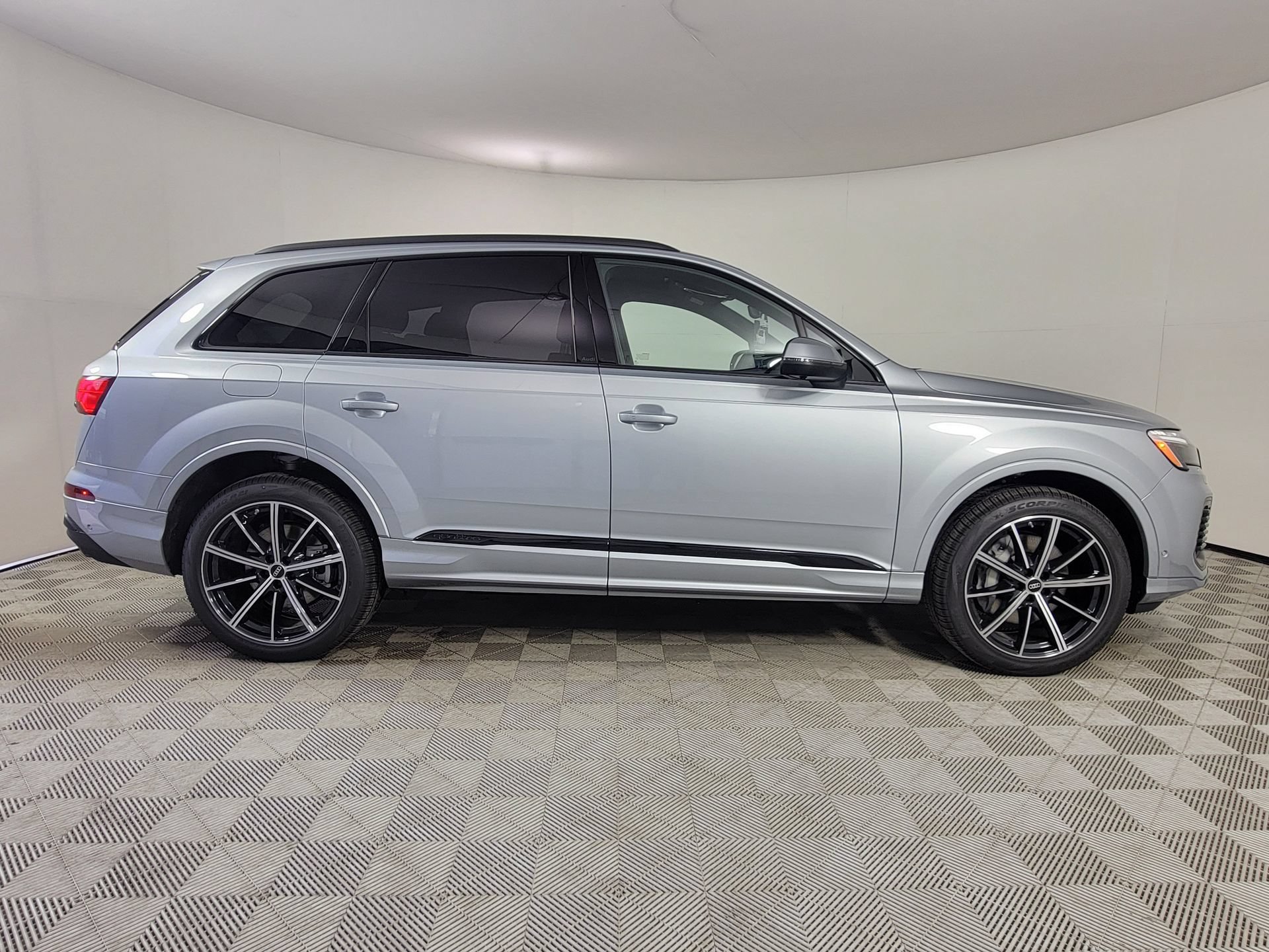 New 2026 Audi Q7 2.0T Premium Plus AWD/4WD image 8