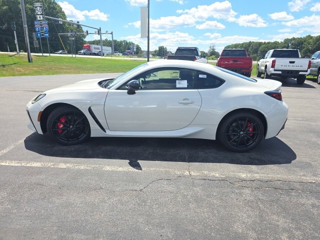 New 2025 Toyota GR86 image 6