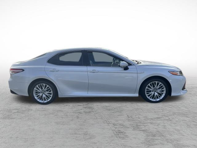 Used 2020 Toyota Camry XLE image 5